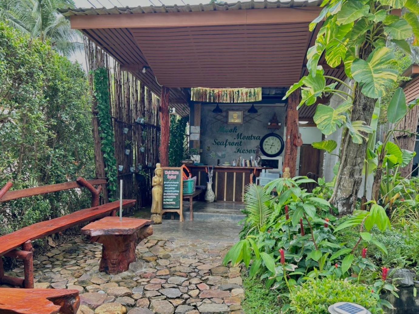 莫克蒙特拉海滨度假村 班柯木 外观 照片